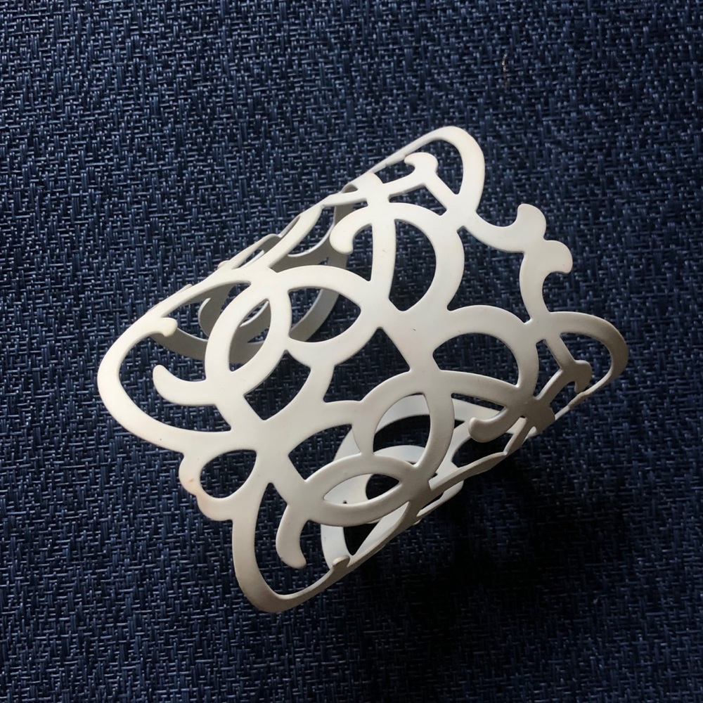 ‼️5 FOR $25🇺🇸 NWOT Ivory Cuff Bracelet